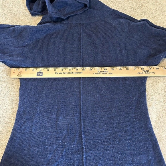 Tahari Women's Extra fine Merino Wool Sweater Small Turtleneck Tunic Blue - Picture 12 of 15